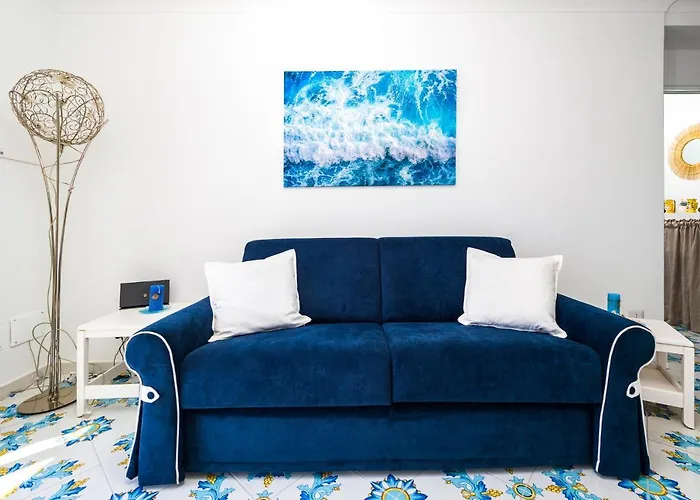 Blue Waves - De Vivo Realty Positano