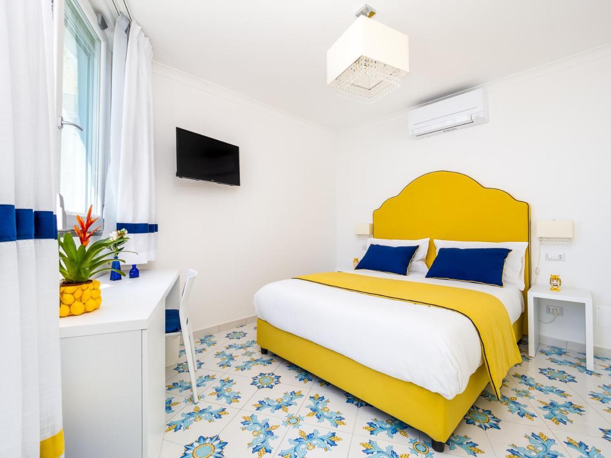 Blue Waves - De Vivo Realty Apartamento Positano